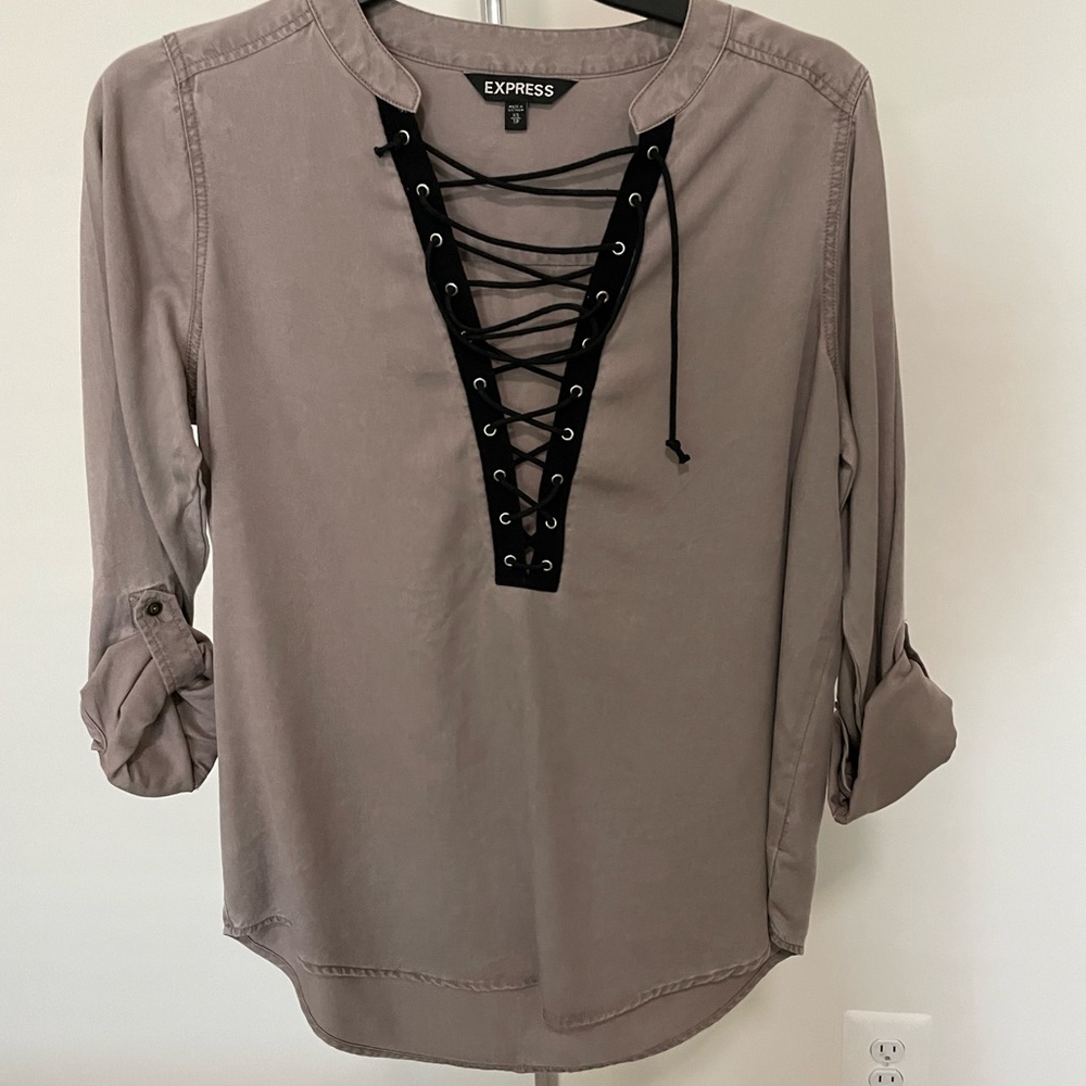Express blouse, thin denim material